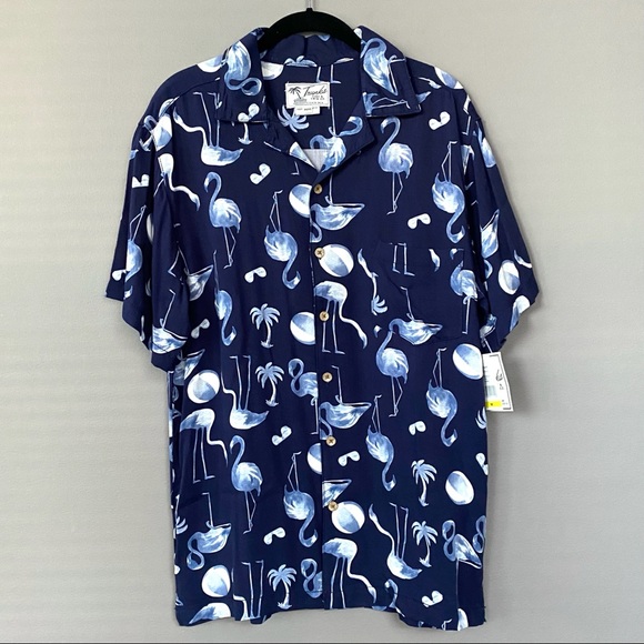 🆕 NWT Trunks Surf & Swim Co. Waikiki Aloha Shirt - Picture 2 of 10